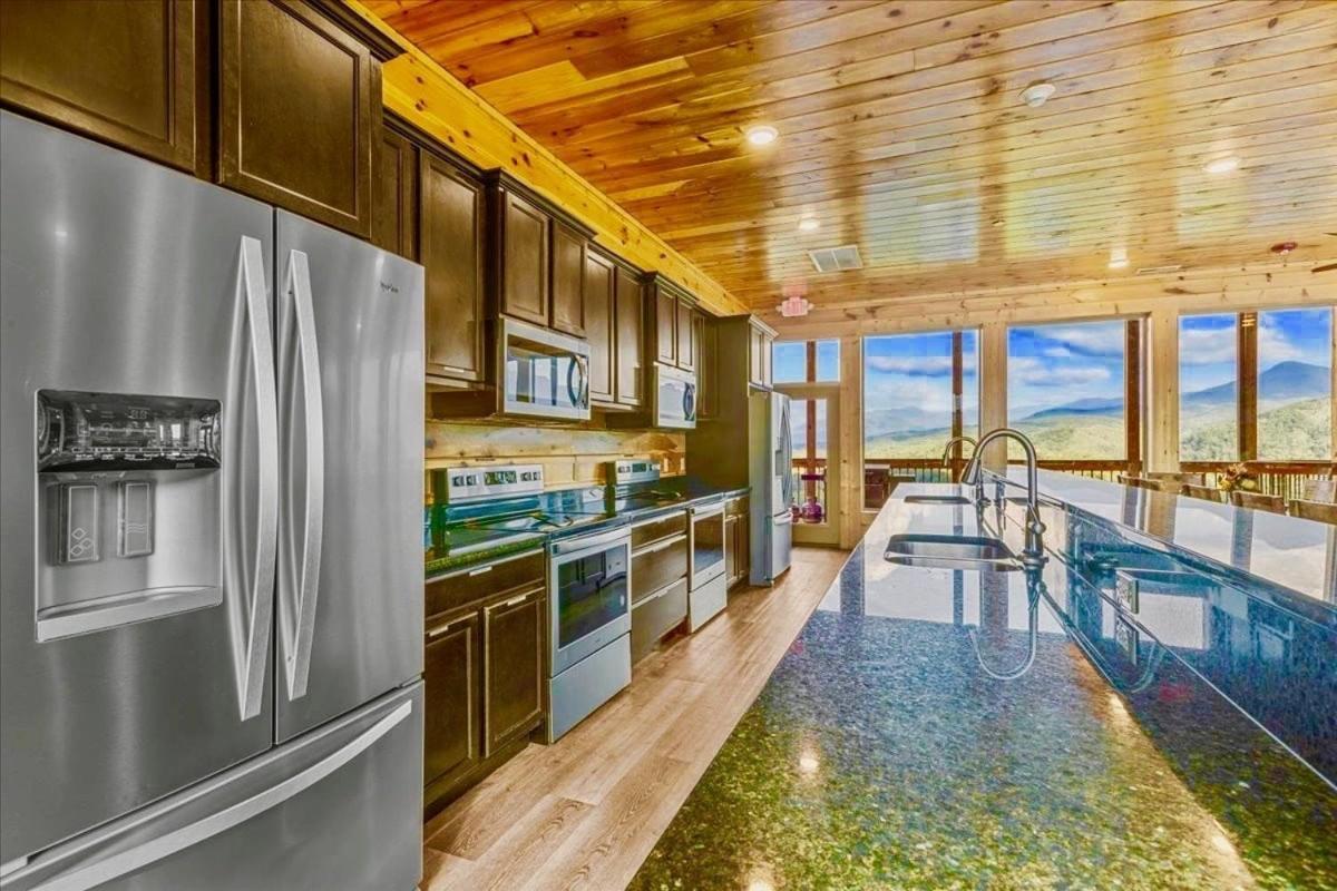 גטלינבורג Mansion In The Sky Cabin מראה חיצוני תמונה